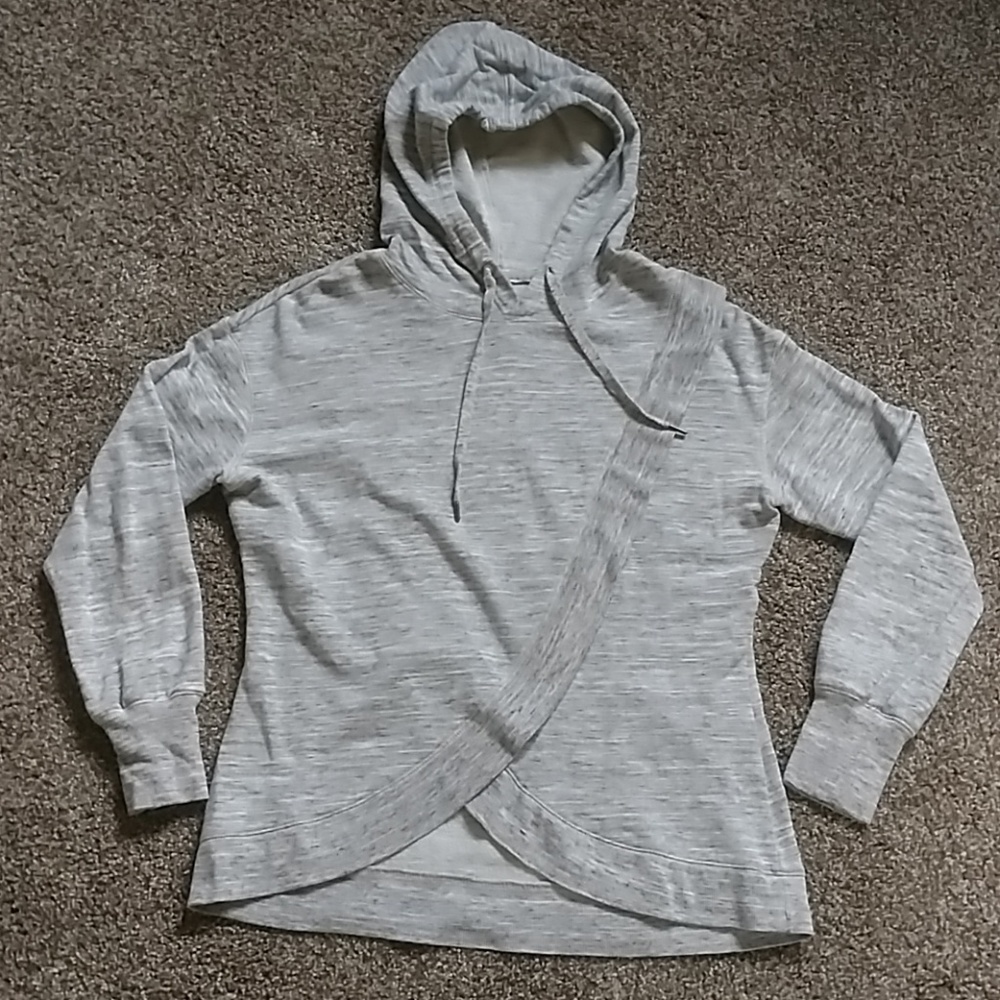 Te Verde front split hoodie size M
